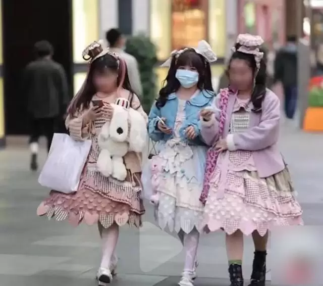 2026 白丝洛丽塔软妹的美腿每日福利送不停 4