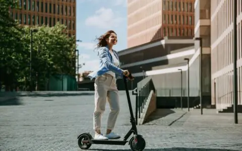 電動滑板車怎麼選？HONEYWHALE 三款熱銷型號深度介紹 + 折扣碼整理