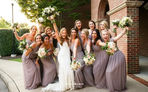 AWBridal伴娘礼服全方位评测