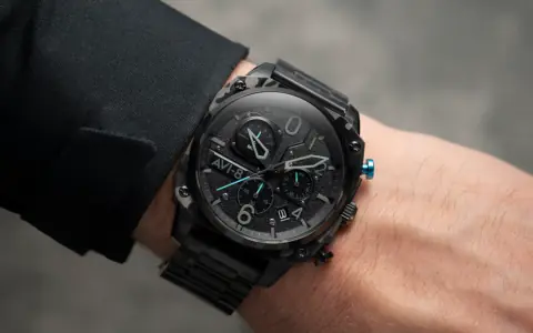 AVI-8 Hawker Hunter复古计时码表，军迷必入｜点燃飞行员梦