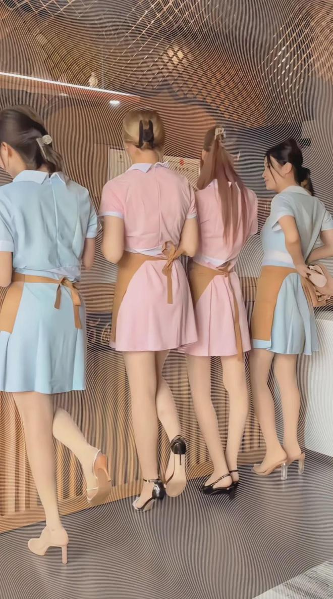 为什么好利来女员工上班要穿丝袜呢？ 2