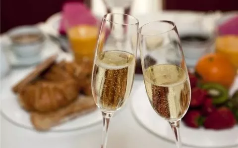 真正聪明的人为什么很少去参加饭局