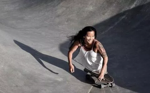 Very inspirational story, legless girl telling you that life without her legs is as exciting