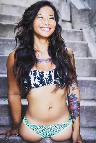 Very inspirational story, legless girl telling you that life without her legs is as exciting 4