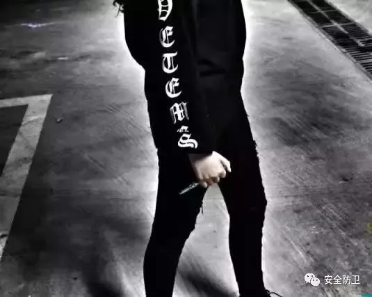 低调的奢华儒雅中隐藏着内敛的杀气 7