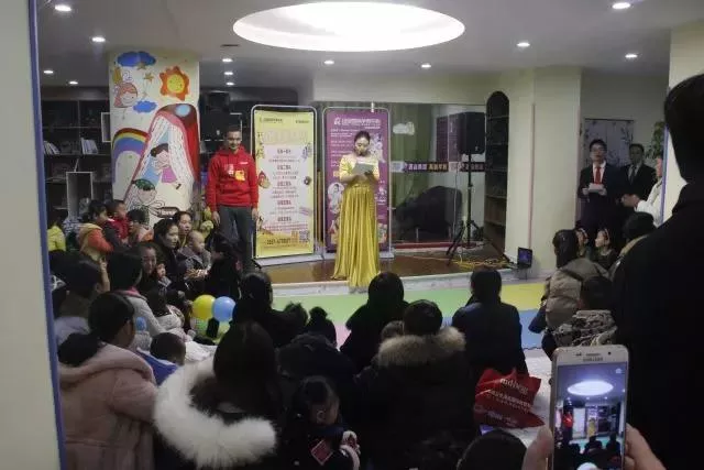 热烈庆祝纽宝国际灵璧早教中心盛大开业！快节奏的时代坚持做有温度的早教。