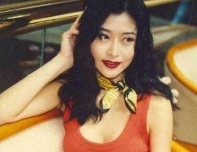 细数90年代一脱成名的女星这些香港女星哪一个你不认识? 11 细数90年代一脱成名的女星这些香港女星哪一个你不认识?