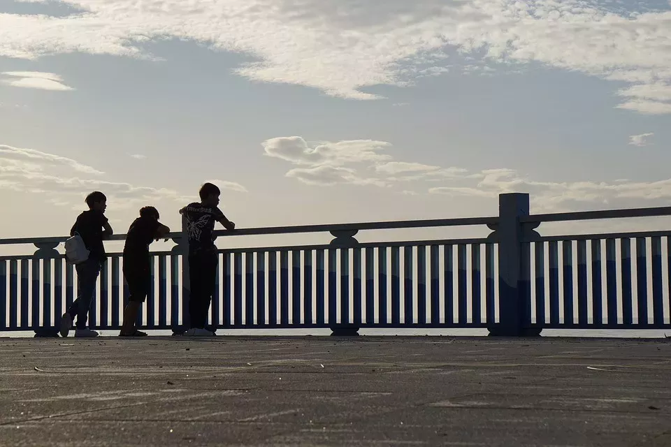 用工荒真相年轻人不进工厂都去哪里了？ 3