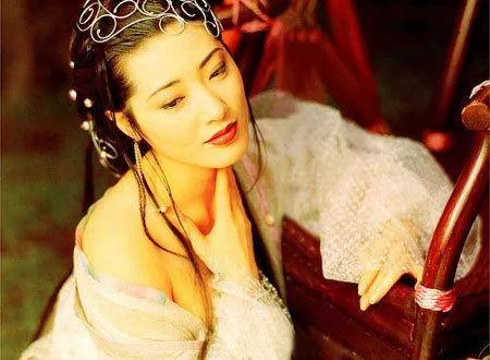 细数90年代一脱成名的女星这些香港女星哪一个你不认识？ 5