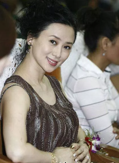 细数90年代一脱成名的女星这些香港女星哪一个你不认识？ 3