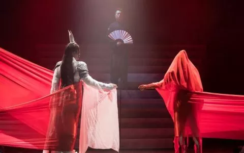 舞台剧《微微一笑很倾城》开启首轮演出半个月场场座无虚席