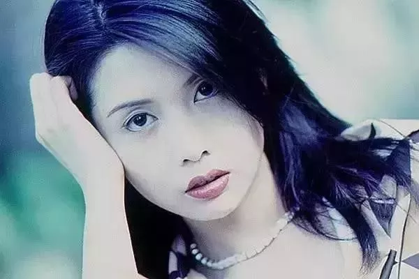 盘点八大晶女郎邱淑贞稳坐第一把交椅最后一位江湖人称大嫂 3
