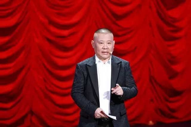 欢乐喜剧人4：贾冰携众友上演老友记感动全场不出意外将是冠军