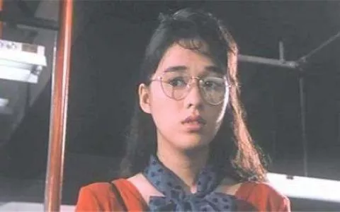 曾获选美小姐冠军与成龙胡慧中搭档因患脑癌去世年仅31岁