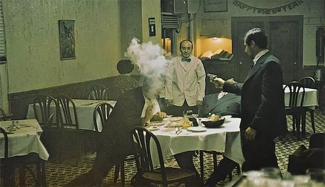 古惑仔》当年风靡内地毒害一代人毁了80后？ 44