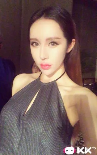 极度诱惑《深夜私房话》教你穿出“丝”情画意 3