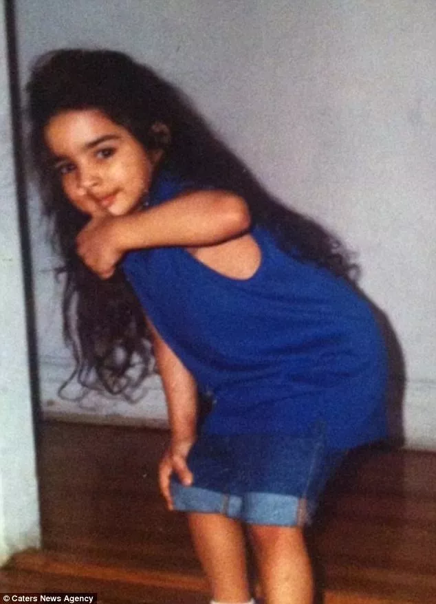 她”用了19年跨越性别！变性后成为了全世界最性感的内裤男模 7