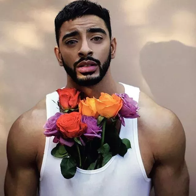 她”用了19年跨越性别！变性后成为了全世界最性感的内裤男模 16