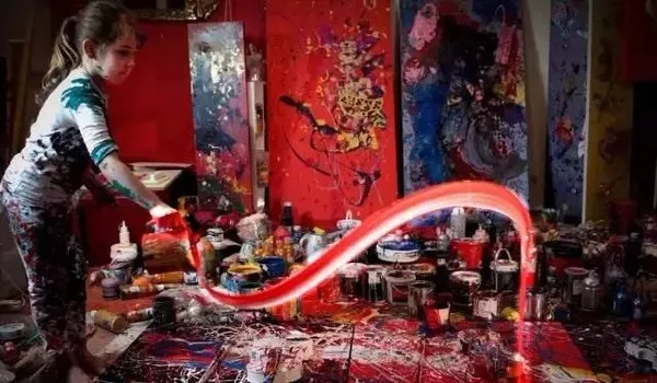 2岁办画展4岁收入百万的孩子到底是怎么教育的？ 8