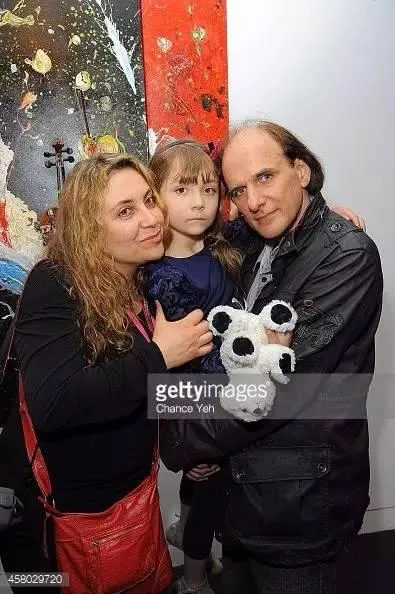 2岁办画展4岁收入百万的孩子到底是怎么教育的？ 3