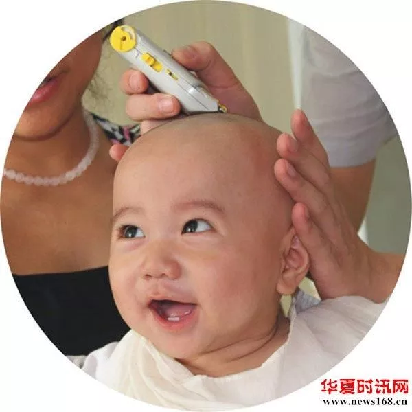 宝宝到底适合在家理发还是在理发店理发宝妈们你知道吗？ 3