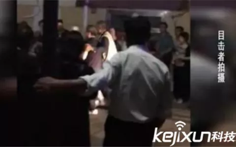 27岁男子意外死于家中 穿女人衣服长丝袜脸朝下