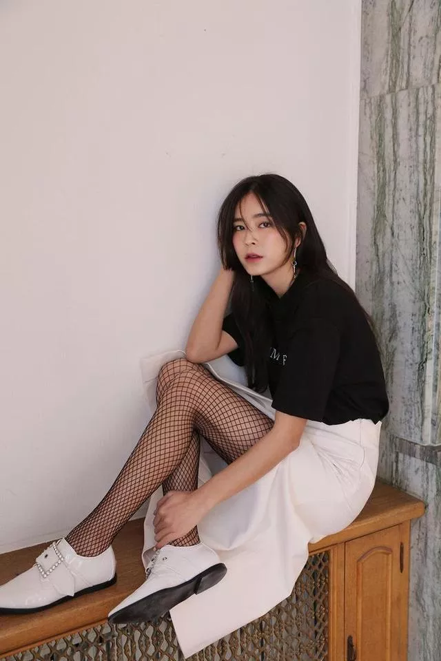 渔网袜性感妹子