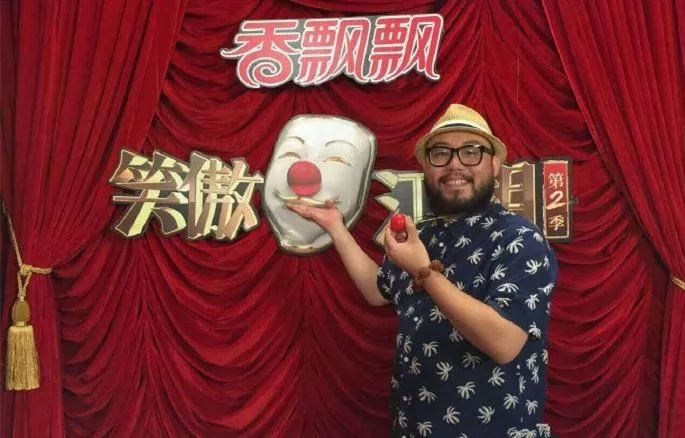 六间房直播惊现笑傲江湖选手朱哥