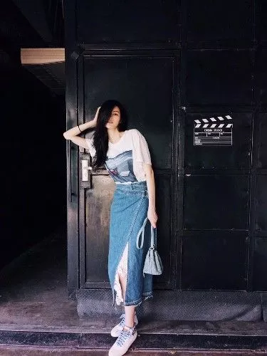何穗气质女王混搭风吊带渔网袜这才是秀美腿的正确打开方式！ 5