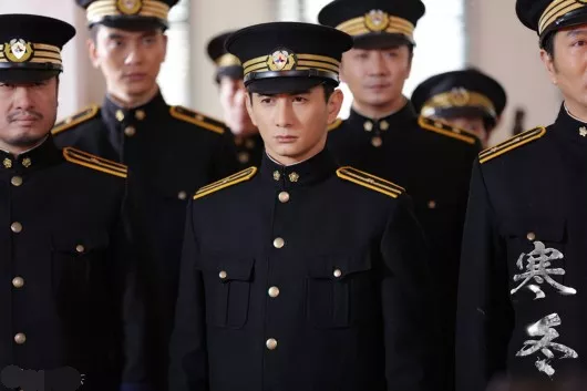 步步惊心》霹雳虎摇身变皇家四爷他对朋友一直义字当头 6