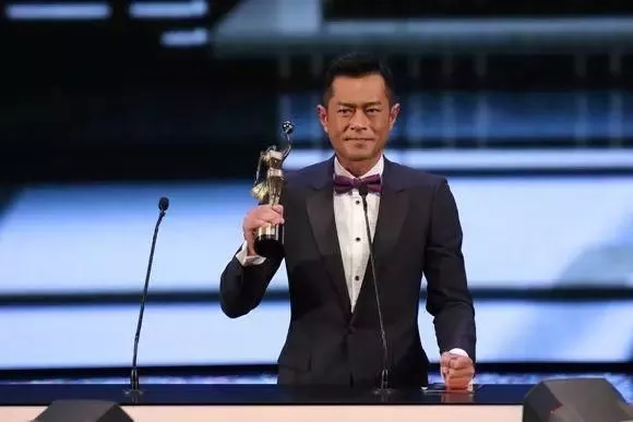 义字当头古天乐从囚徒到影帝的逆袭人生 1