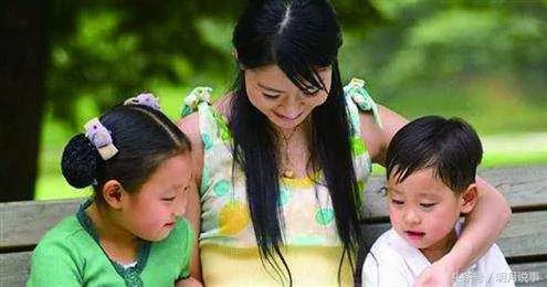 二胎都上学了 宝妈还“赖”着不上班 婆婆一追问 宝爸脸都红了