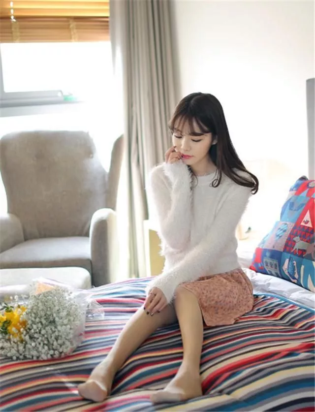 美女喜欢穿连裤袜