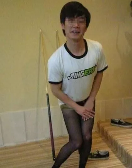 企鹅娘吐槽：为了诱惑？其实女人根本不喜欢穿丝袜！ 6