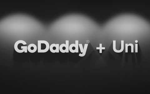 2020年Godaddy收购uniregistry.com