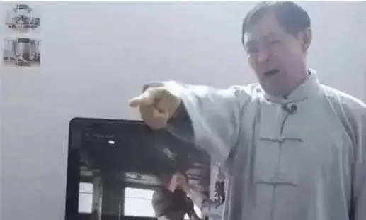 江湖传武大师，上擂台不到10秒变着花样被KO 11