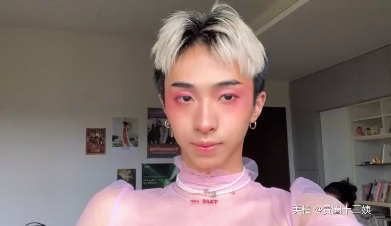 伊能静儿子女装出镜，变猫系少女真辣眼睛