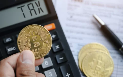 神秘买家豪掷4亿美元抄底比特币