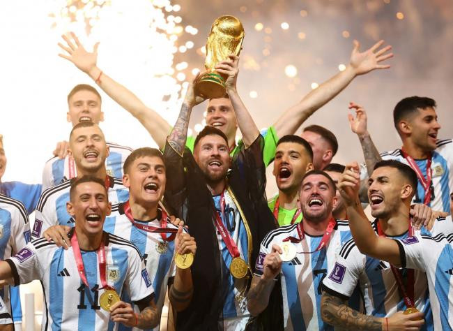 2023 阿根廷夺冠载入史册的梅西 1