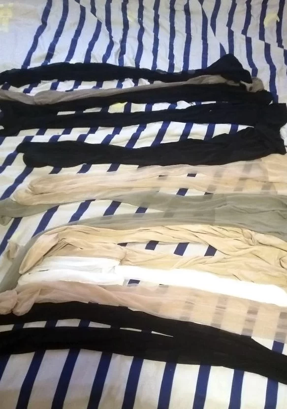 3技巧教男生应该怎么穿丝袜？ 4