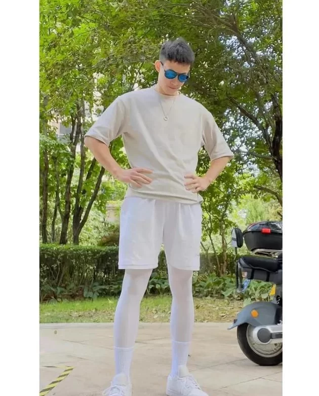 男生穿丝袜是一种什么体验