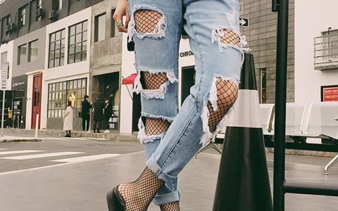 男生喜欢穿渔网袜女生的3个理由