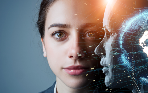 1129天于文亮人工造神