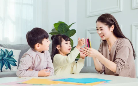 生二胎间隔几岁最好？