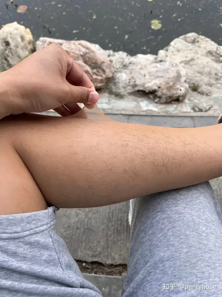 我是男生喜欢穿连裤丝袜